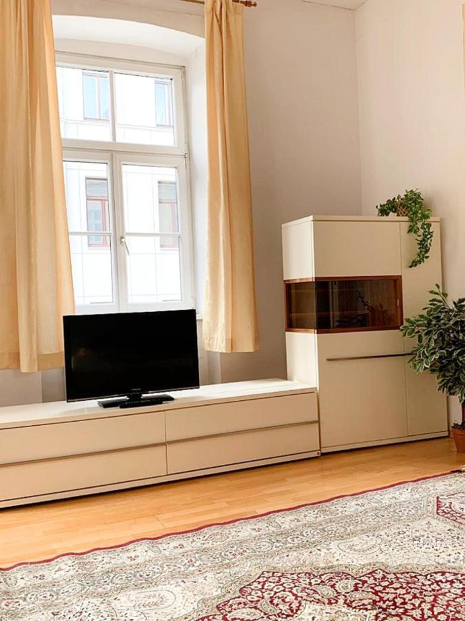 Pension Huber - Apartement Wien 9 Bagian luar foto